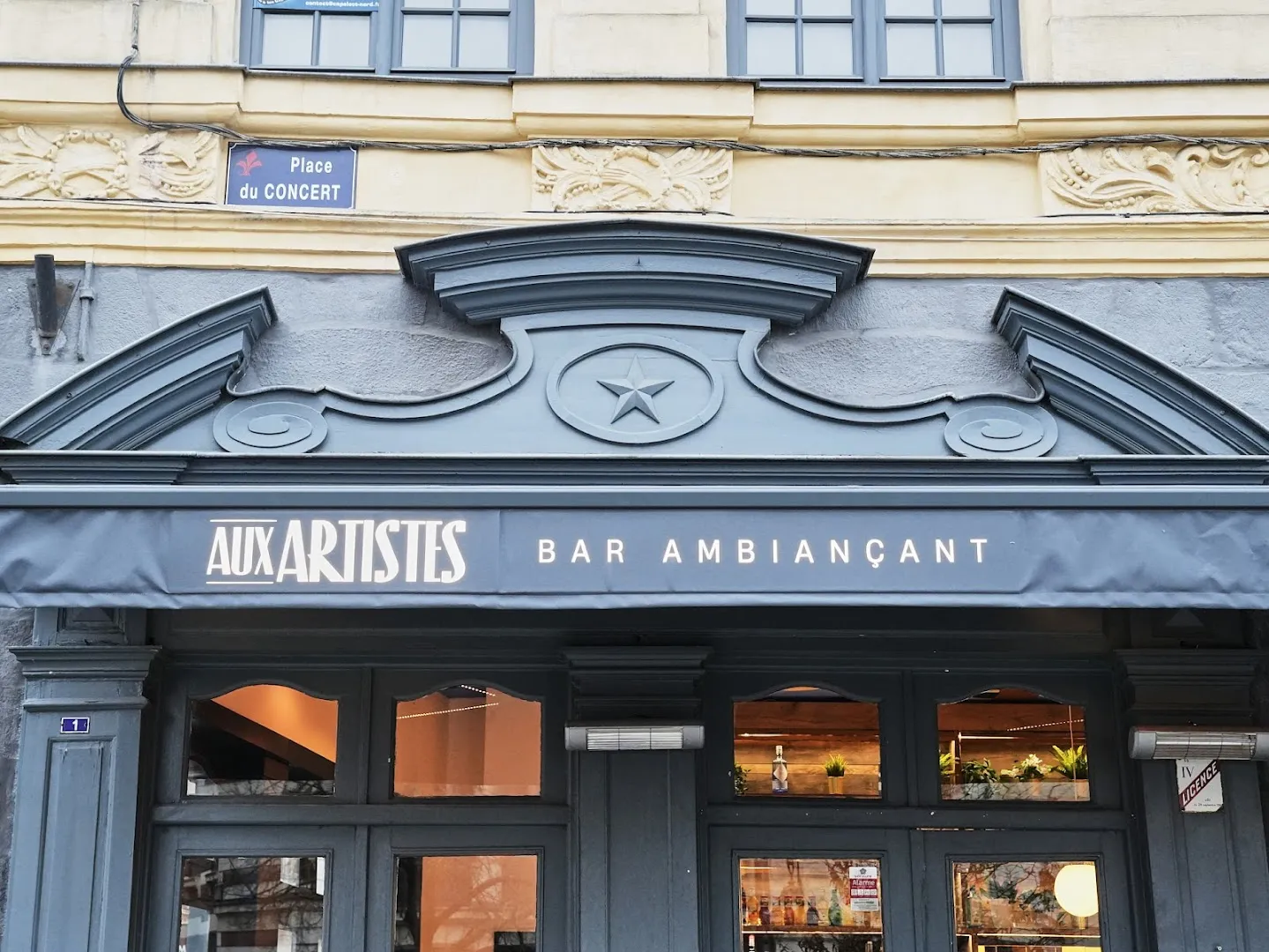 Aux Artistes